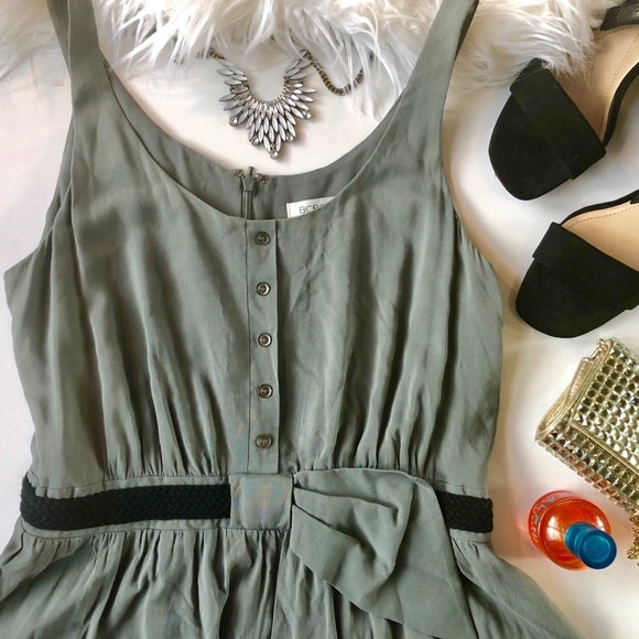 BCBGeneration Dresses & Skirts - BCBG Sleeveless Dress - Size 10 - (EUC)